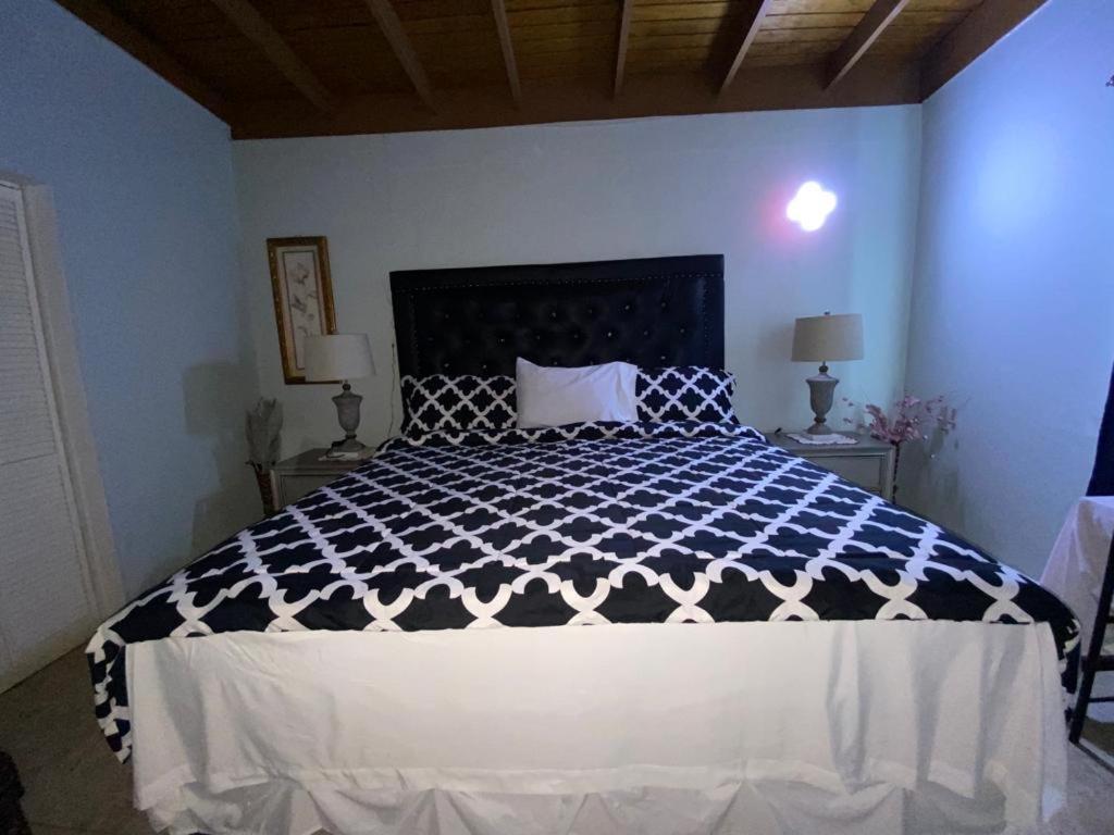 Portmore Luaran gambar